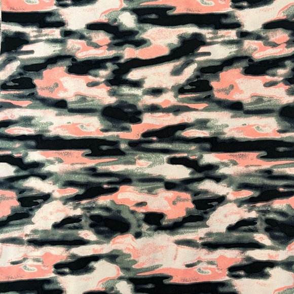 Lululemon cool racer back pink and black tank - Picture 6 of 6